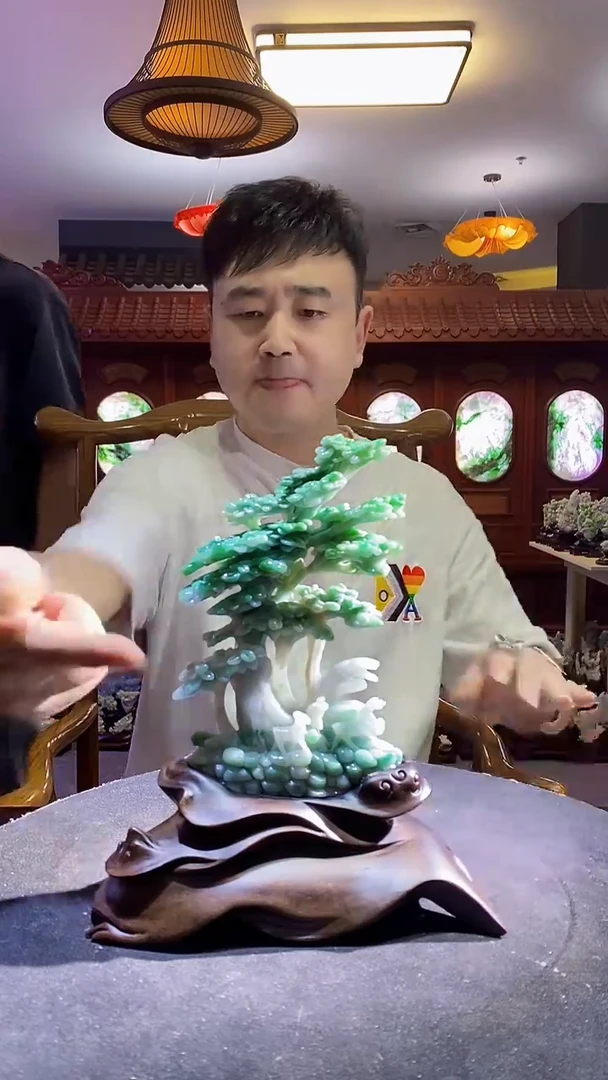 未镶嵌定制翡翠03/1110/W/迎客松