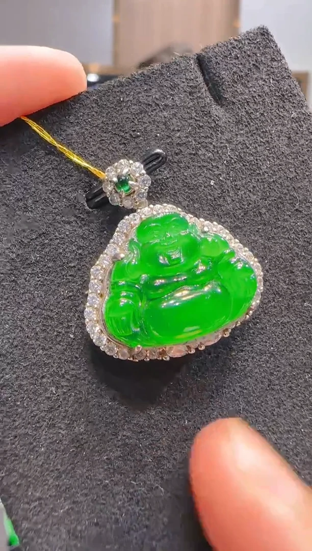 【闪购商品】翡翠吊坠(不含链)银S925镶嵌天然翡翠A货多样性发一件