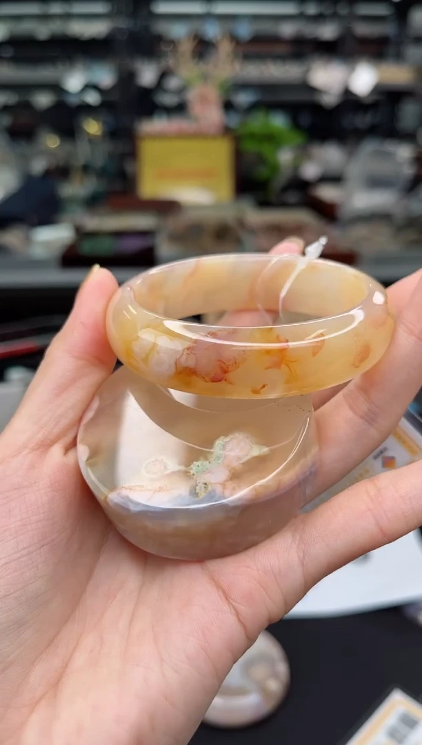 【闪购商品】石英质玉手镯未镶嵌56圈口（赠品镯心）35572210