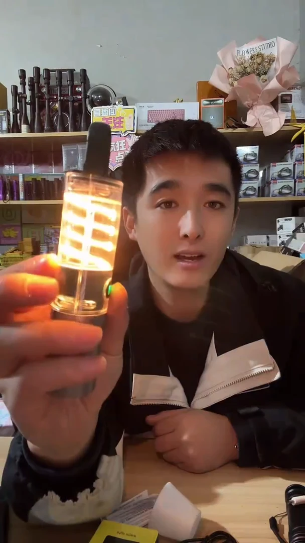 白激光钨丝露营灯手电