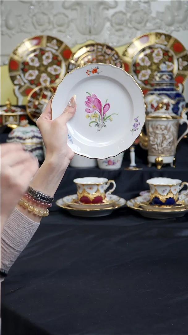 骨瓷婷婷中古器物如图所示21