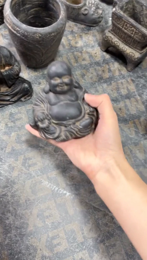陶土未来佛火山泥