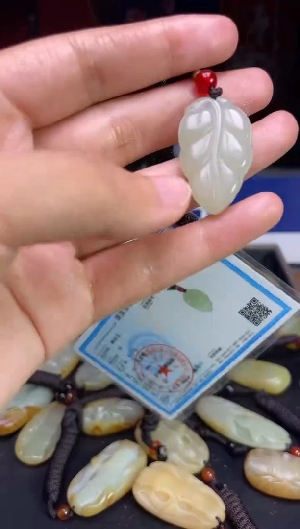 颈饰未镶嵌和田玉123