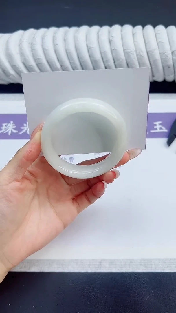 未镶嵌手镯和田玉62/54.5HTB