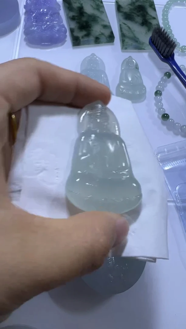 未镶嵌定制翡翠素衣