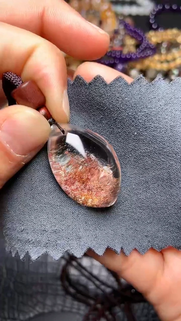 【闪购商品】水晶吊坠(赠链)未镶嵌55