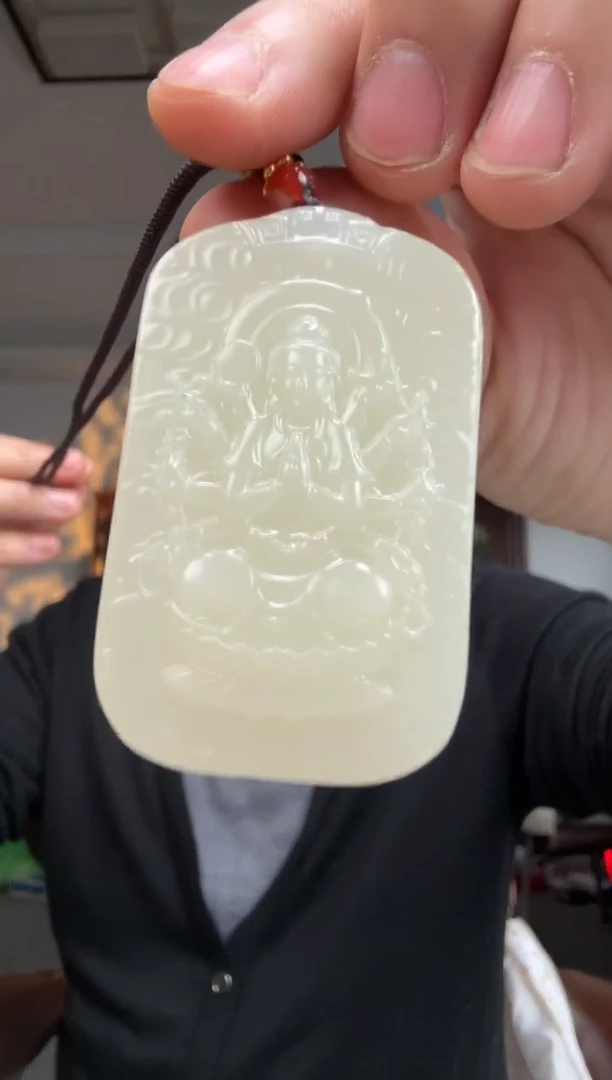 颈饰未镶嵌和田玉鼠