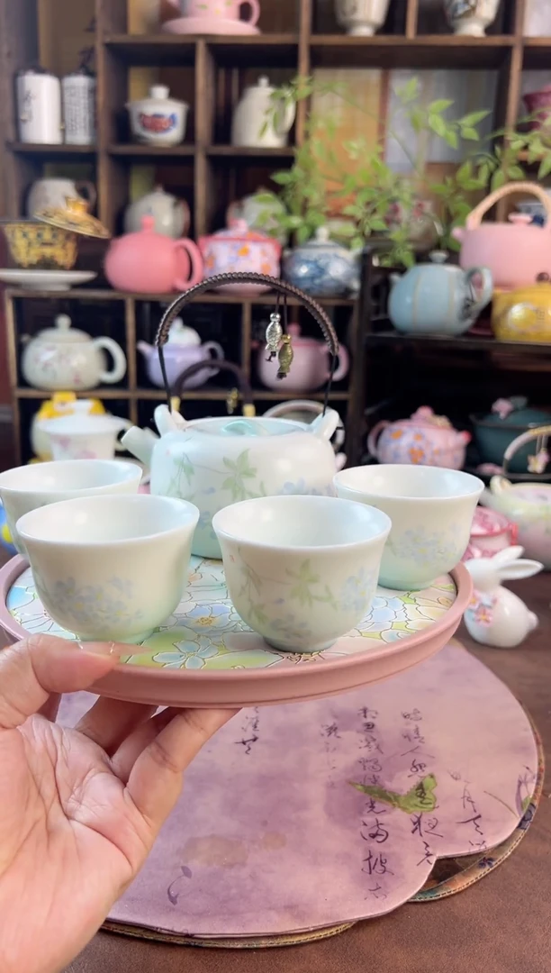 1壶4杯1个茶盘啊啊啊啊