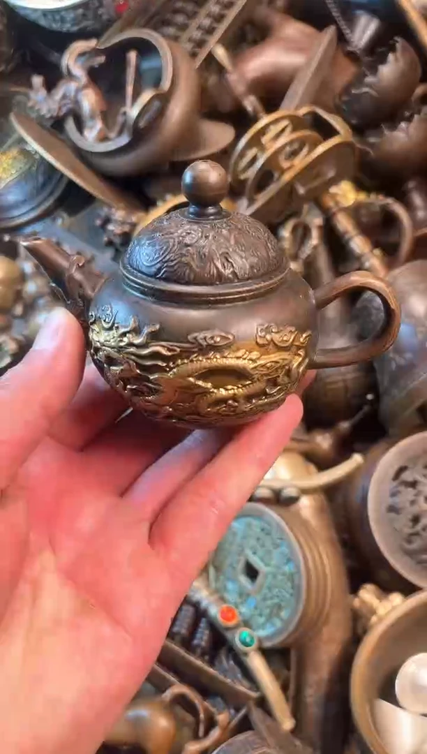 精美铜器点击下单