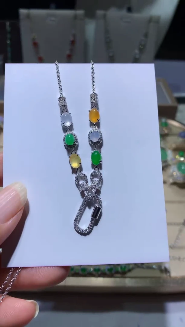 未镶嵌翡翠耳饰项链
