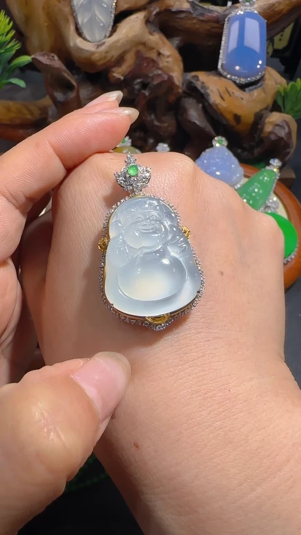 【闪购商品】翡翠吊坠(不含链)18K金镶嵌吊坠