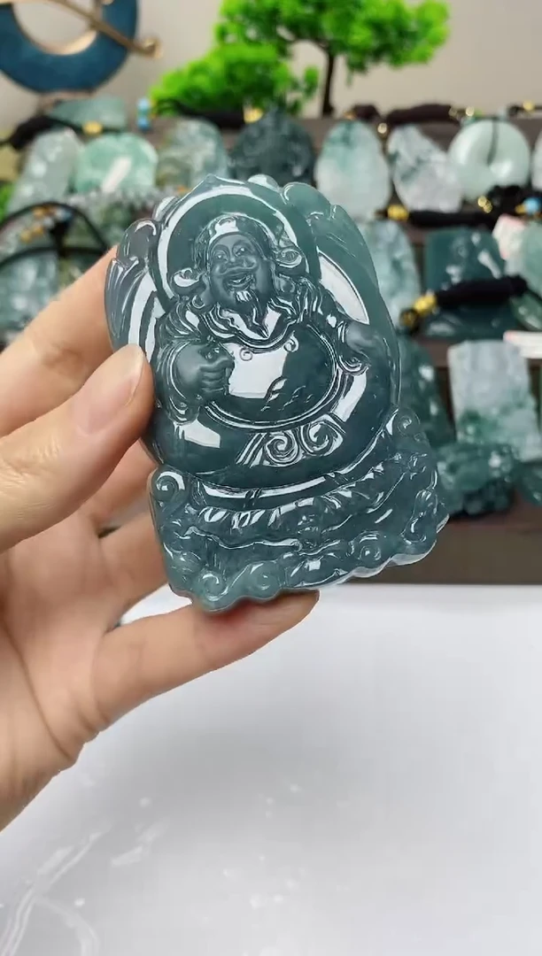 翡翠未镶嵌颈饰