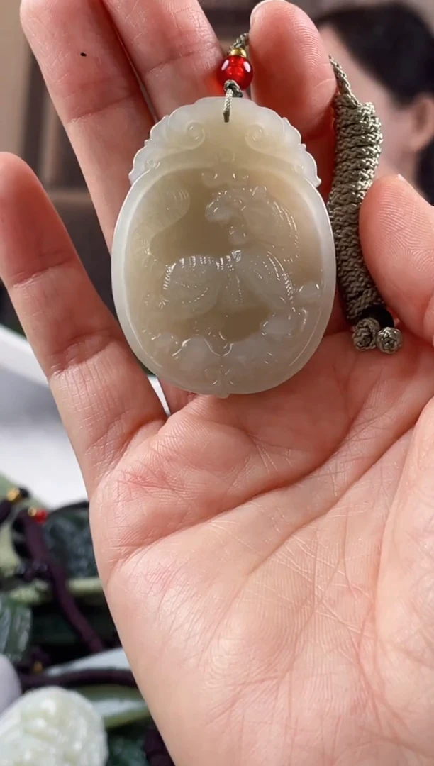 颈饰未镶嵌和田玉拍一发一