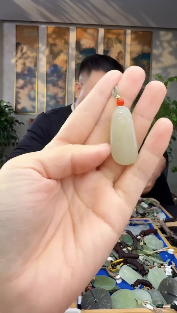 未镶嵌和田玉挂件拍一发一