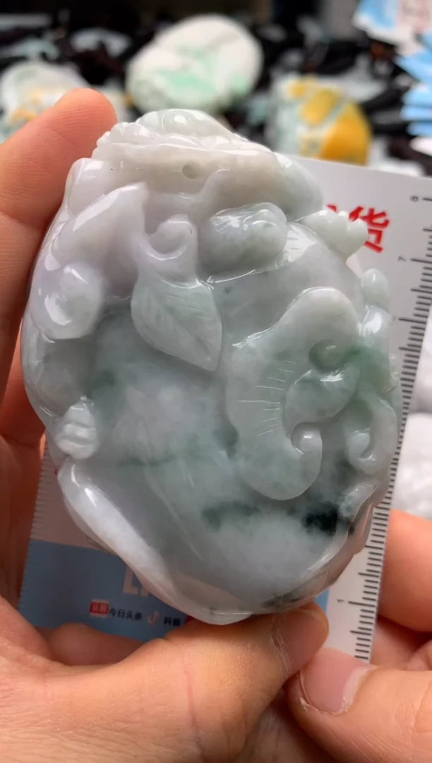 【闪购商品】翡翠吊坠(不含链)未镶嵌1