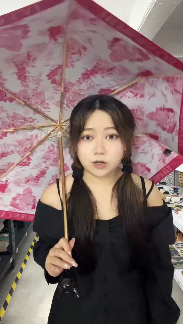 小乔推荐如图所示雨伞