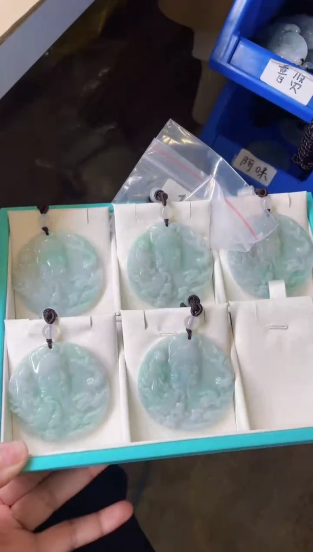 【闪购商品】翡翠颈饰未镶嵌天然缅甸A货翡翠多样性发一关公163