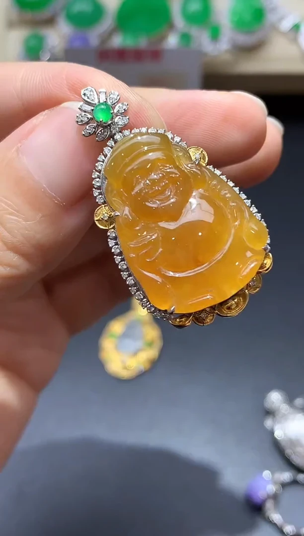 颈饰18K金镶嵌翡翠546-中国好珍宝