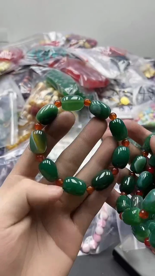 【闪购商品】玛瑙/玉髓手链未镶嵌75手串