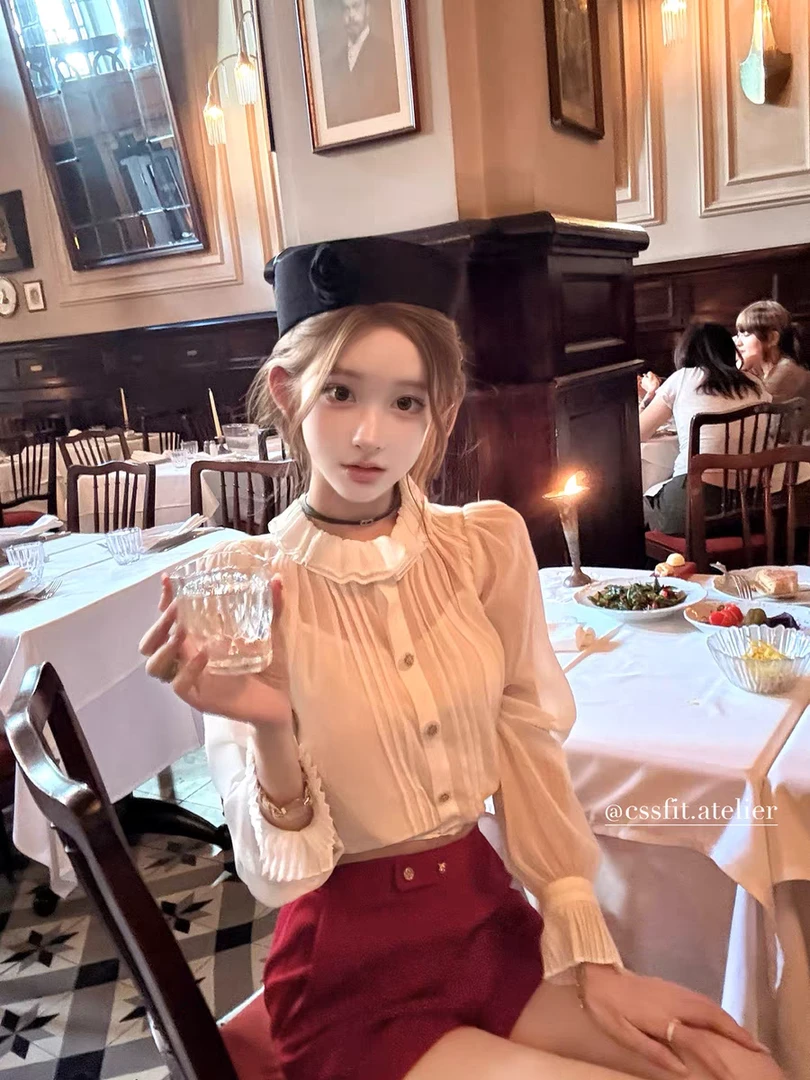 盛夏浆果味 法式纯欲透视感小香花瓣领长袖衬衫上衣高腰显瘦短裤