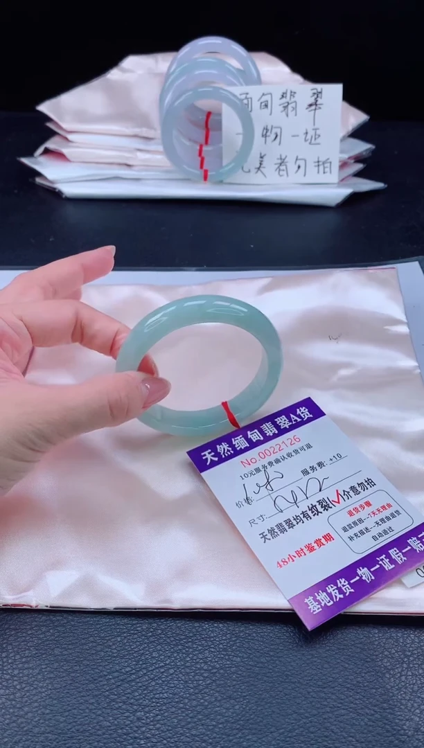 未镶嵌手镯翡翠快***?1111111