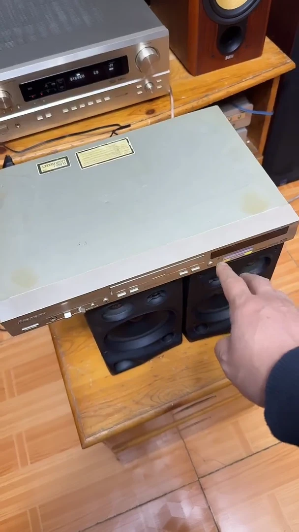 8新DVD机不包运费 运费买家自理