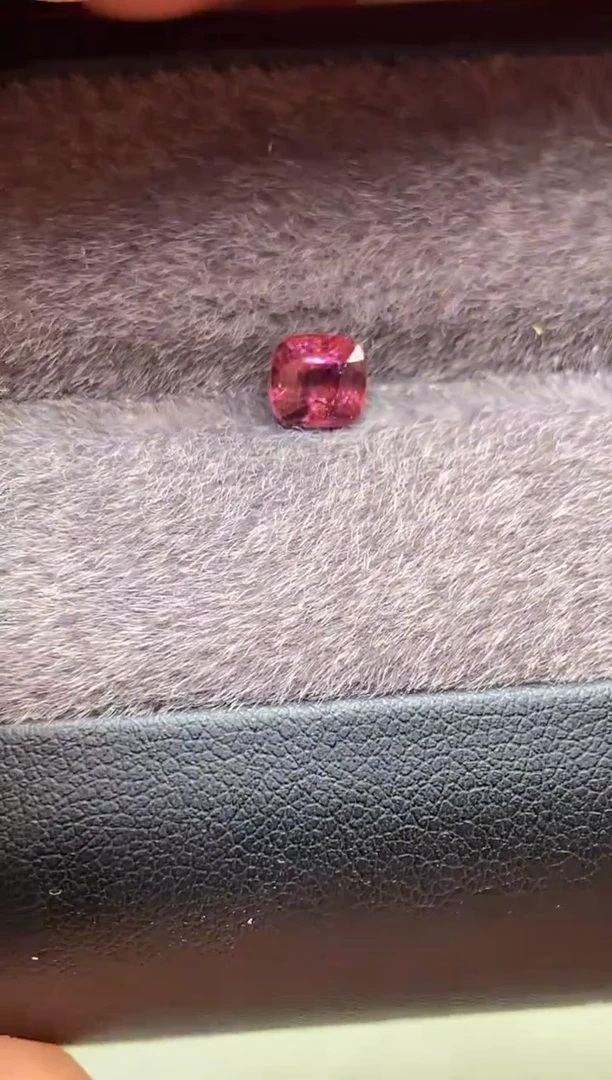 【闪购商品】定制尖晶石裸石未镶嵌枕型 丁香紫色调尖晶石 1.12ct