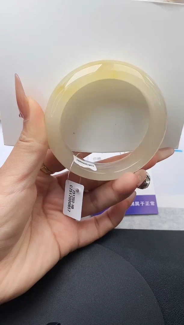 未镶嵌手镯石英质玉w32-HB53+
