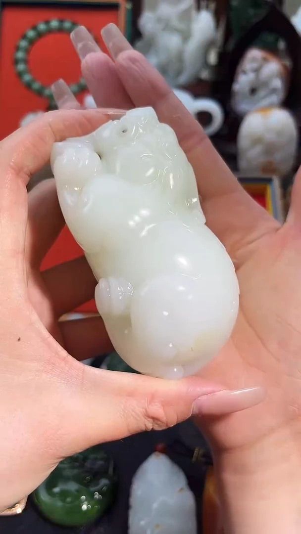 和田玉未镶嵌把件把件