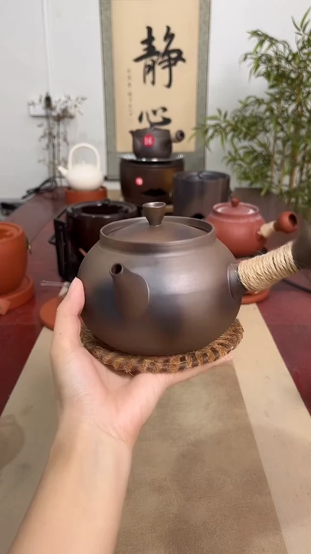 650毫升砂铫壶（送棕垫）