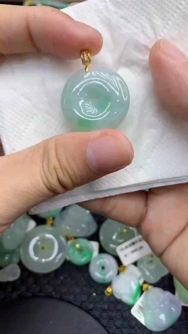 颈饰未镶嵌翡翠天然缅甸A货翡翠