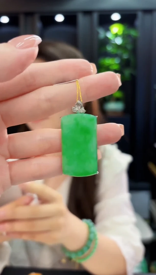 吊坠(不含链)18K金镶嵌翡翠 缅料A货/支持复检/一件