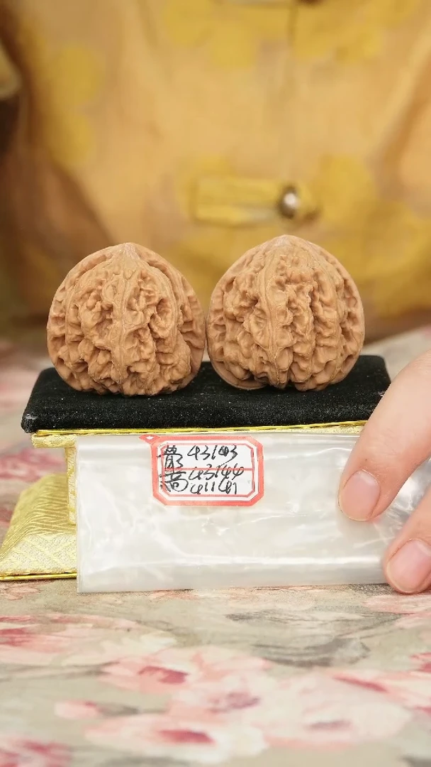 把件文玩核桃非嫁接大粗筋有修