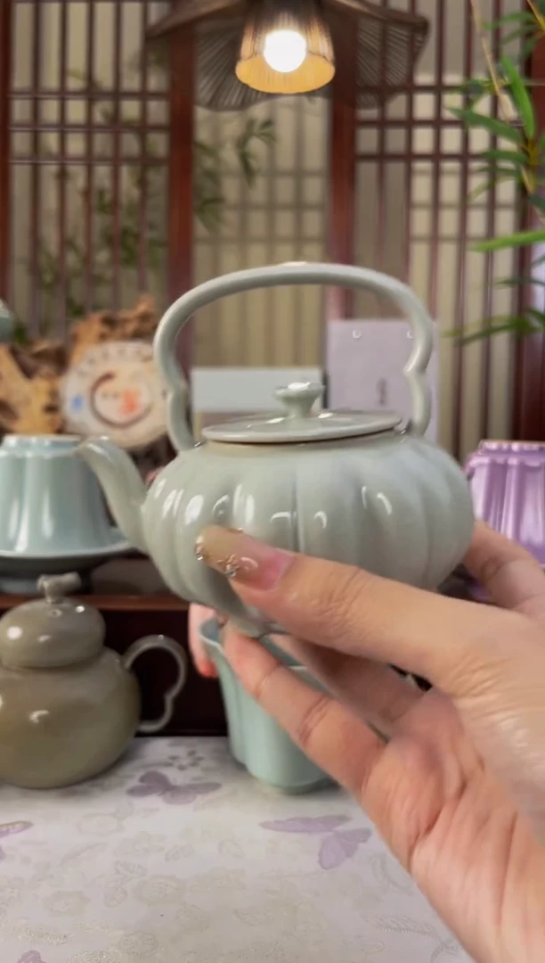 北溪堂-冰台色岱烨提梁壶