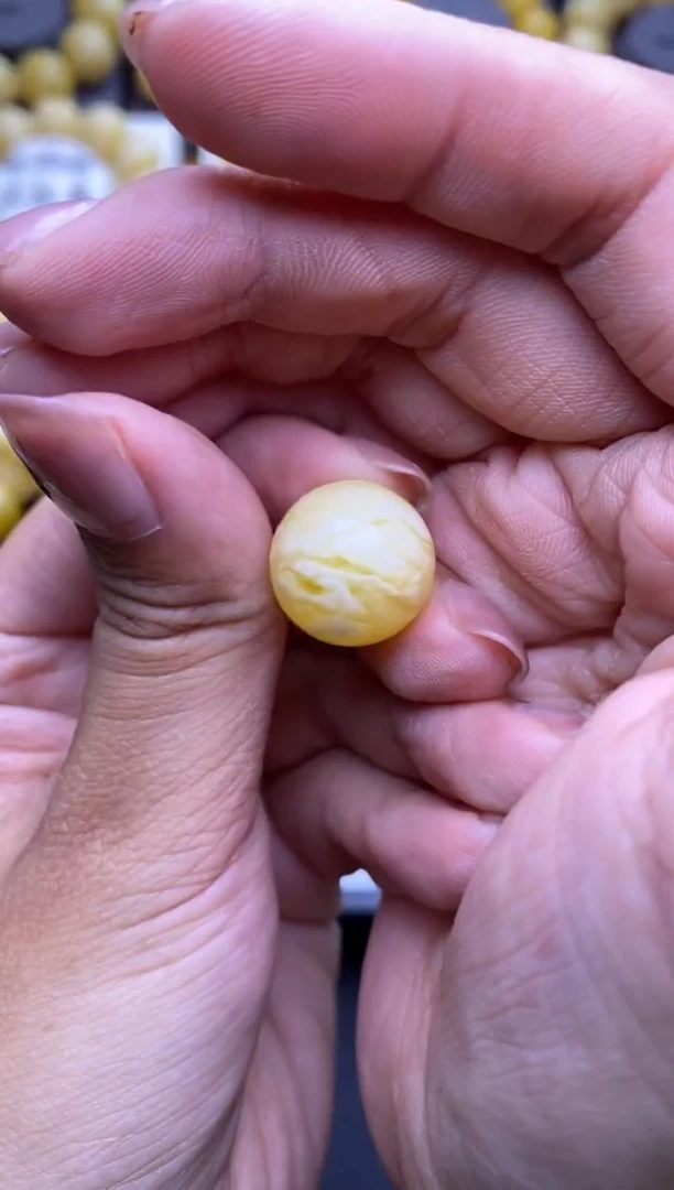 裸石琥珀未镶嵌16mm+大小姐珠宝40
