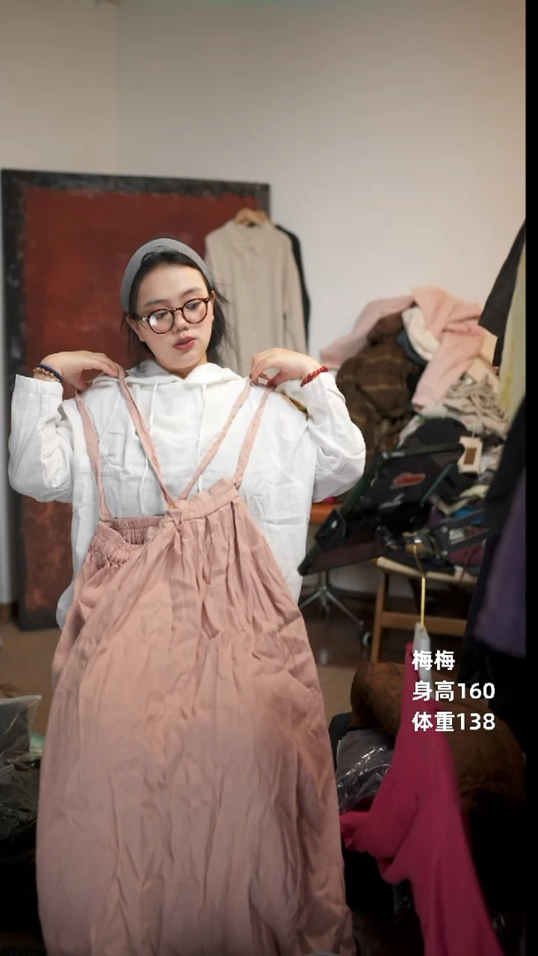 常规粉色麻棉半身裙