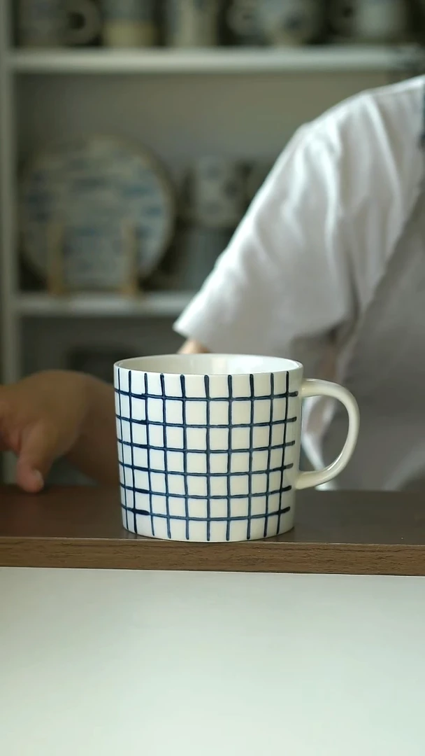 微瑕画釉格子400ml马克杯@4-2@