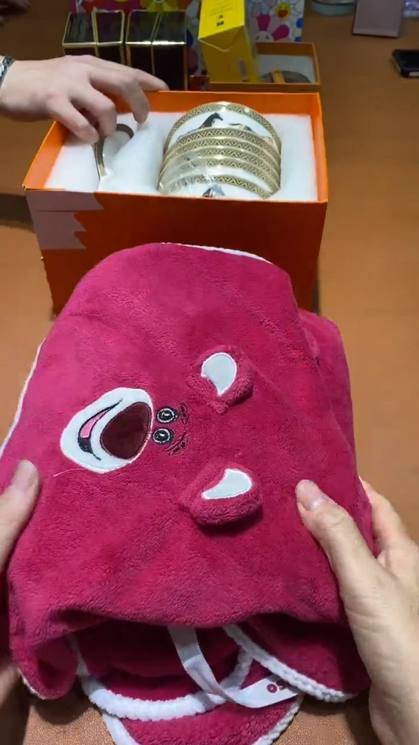 瓷片品牌 包包香水手表护肤品@@1