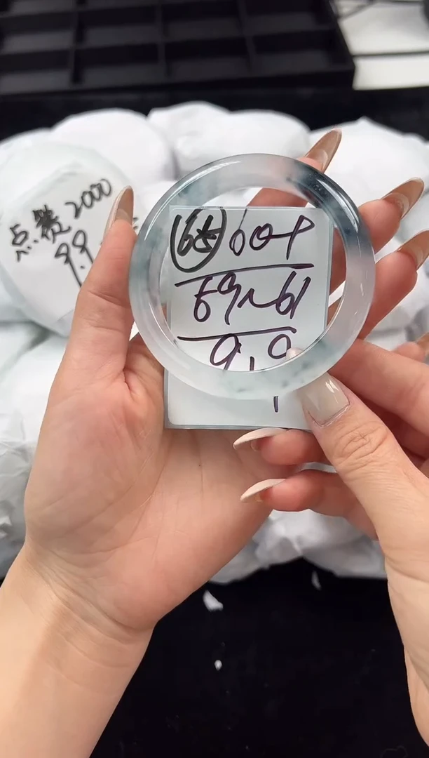 未镶嵌手镯石英质玉60+圈口编号：65