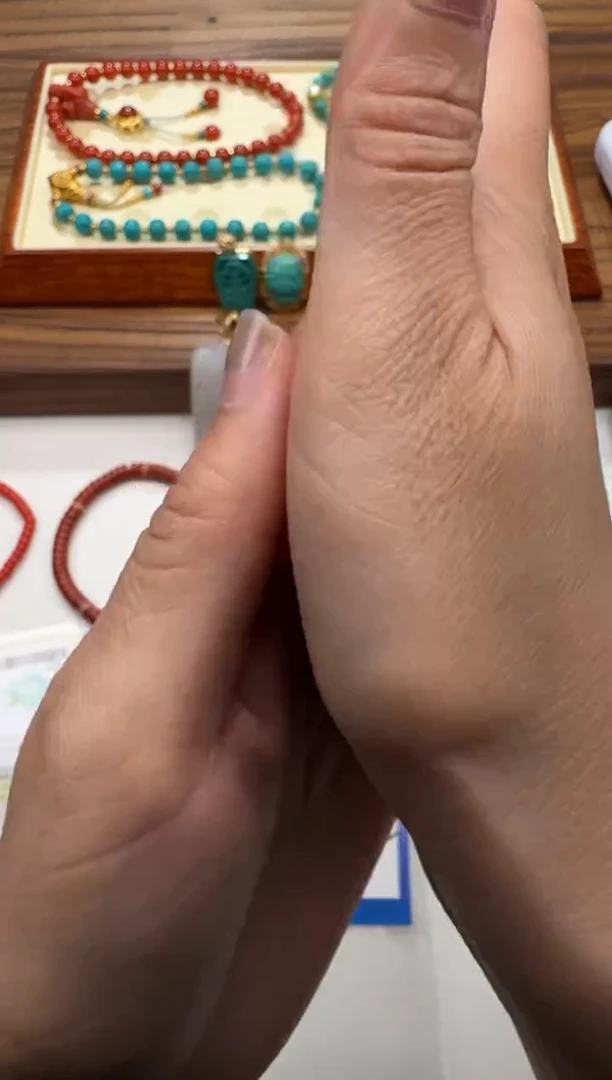 18K金镶嵌配饰配饰南红玛瑙可*～手串手串