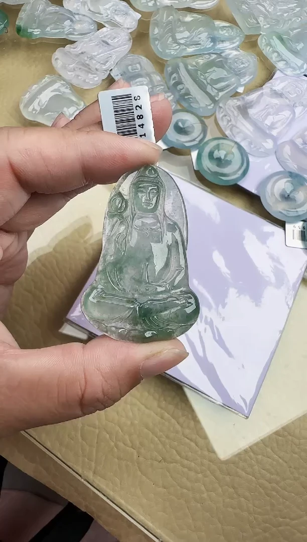 颈饰未镶嵌翡翠缅甸翡翠a货
