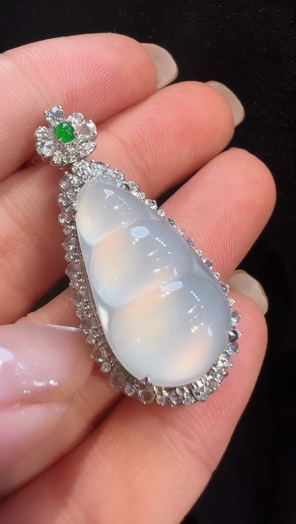 吊坠(不含链)18K金镶嵌翡翠AL6吊坠