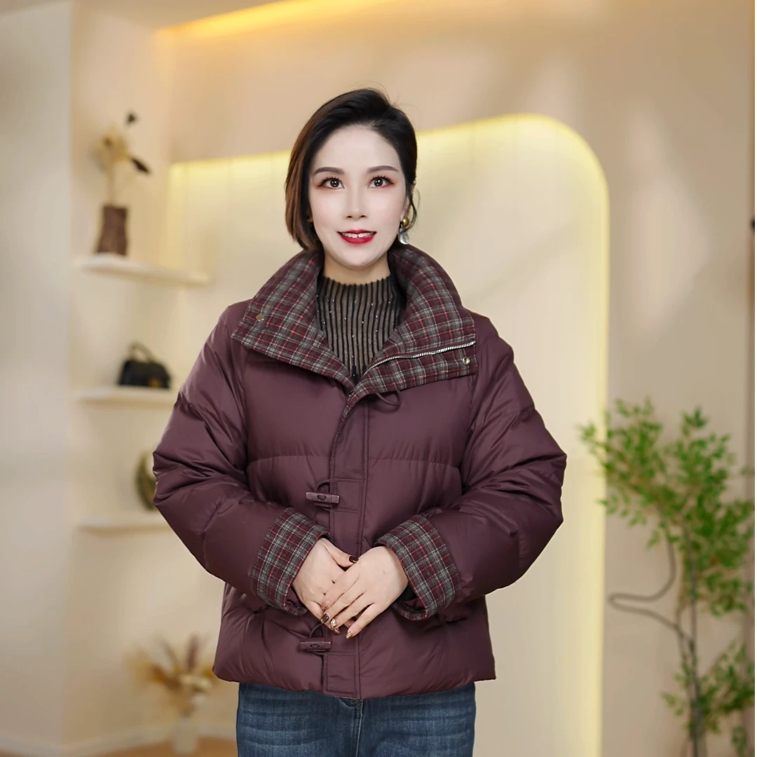 【戈雅米迹】新款拼色立领短款妈妈装洋气百搭保暖妈妈羽绒服F013