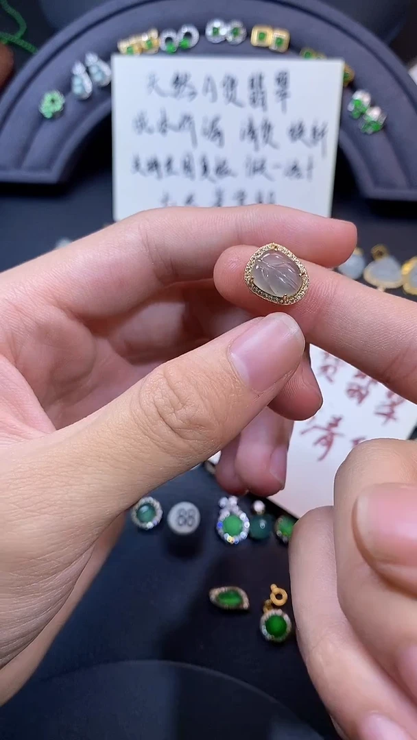 吊坠(不含链)银S925镶嵌翡翠1