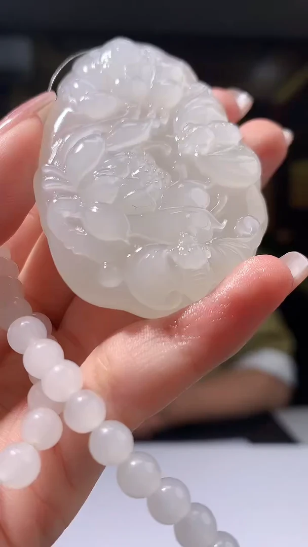 定制和田玉老厂长匠心馆和田玉配珠链