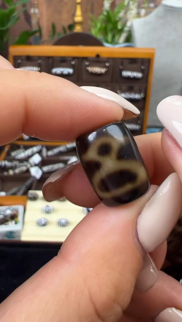 【闪购商品】玛瑙/玉髓吊坠(不含链)未镶嵌29.微瑕