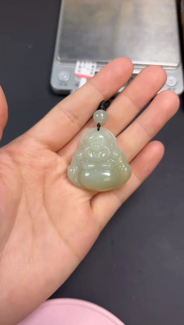 【闪购商品】和田玉吊坠(赠链)未镶嵌且末微色差近矿吊坠