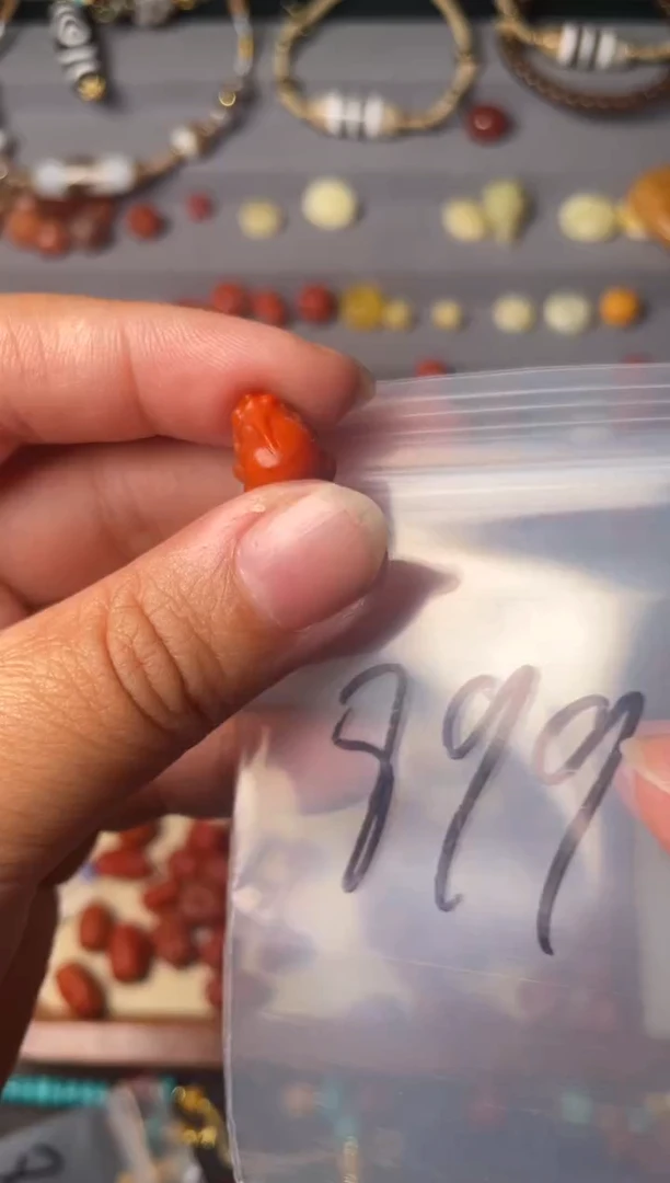 未镶嵌配饰南红玛瑙899