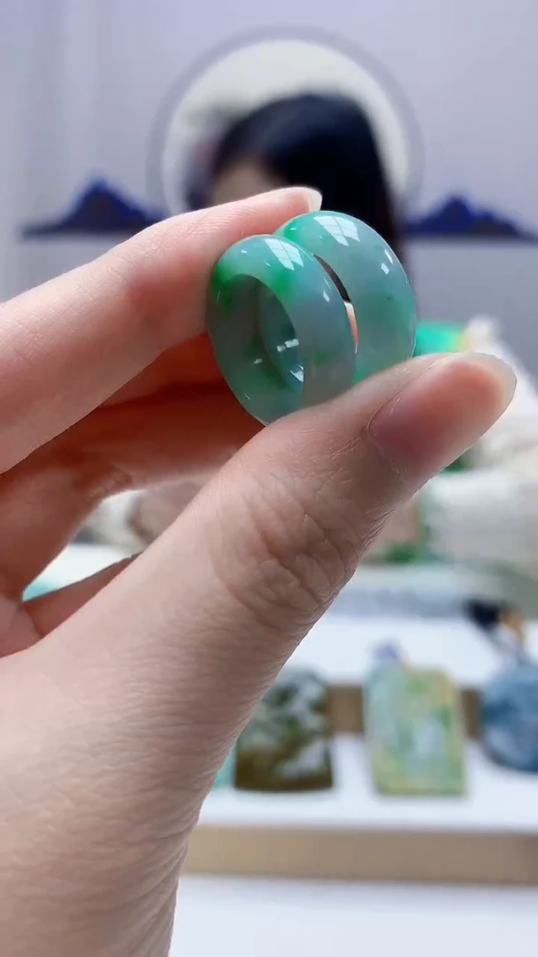 未镶嵌定制翡翠4852zm-毛货挂件一对81
