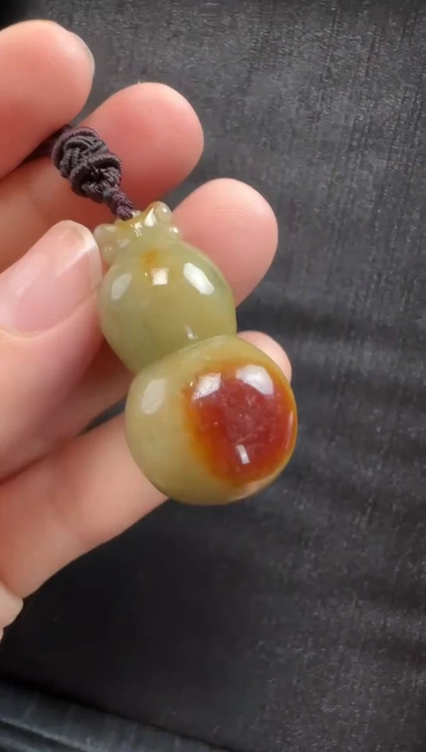 颈饰未镶嵌翡翠020葫芦一个
